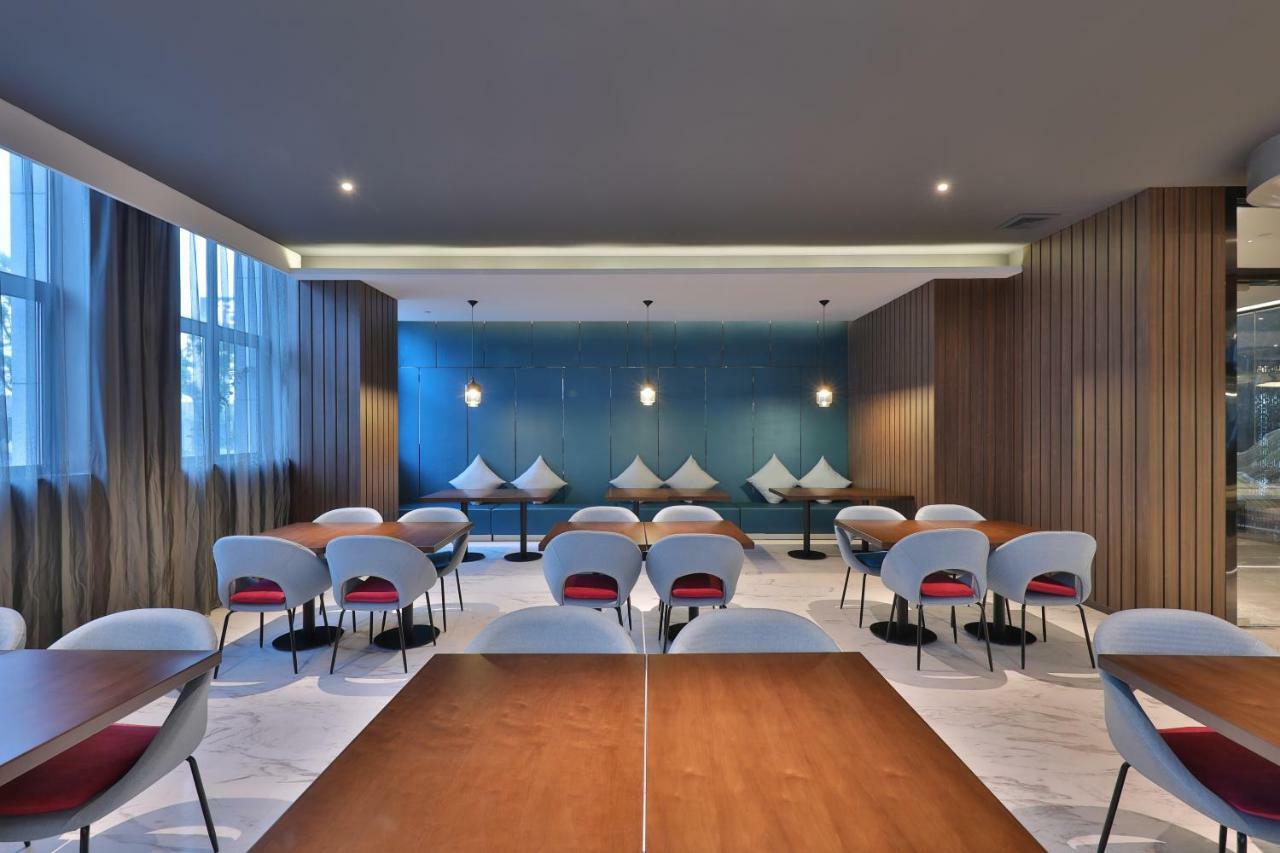 Orange Hotel Shanghai Pudong Airport Exterior foto