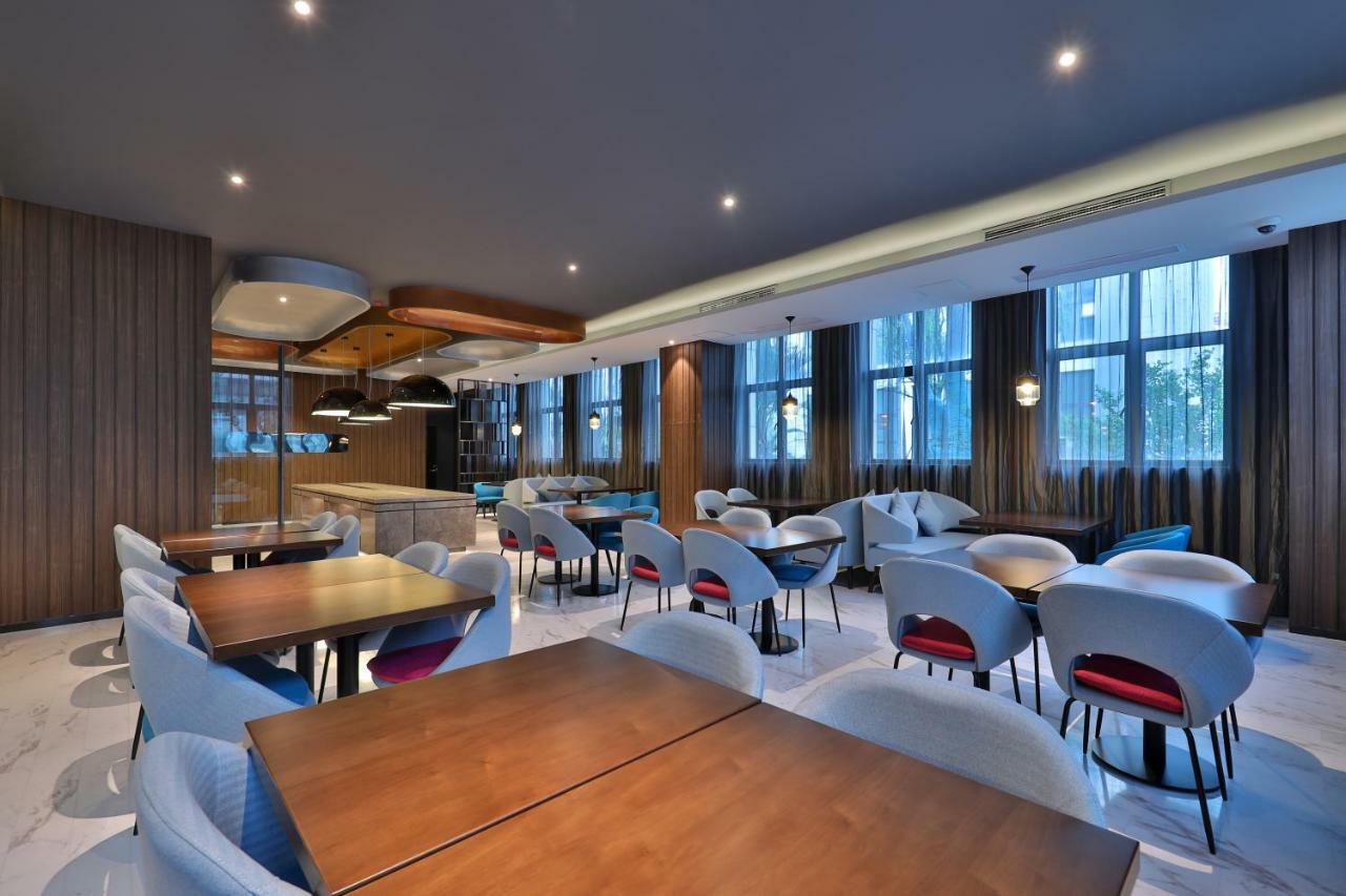 Orange Hotel Shanghai Pudong Airport Exterior foto