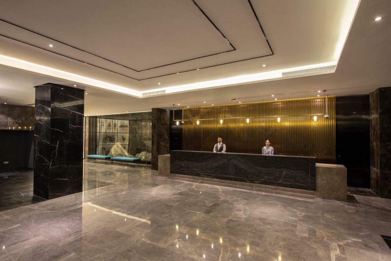 Orange Hotel Shanghai Pudong Airport Exterior foto